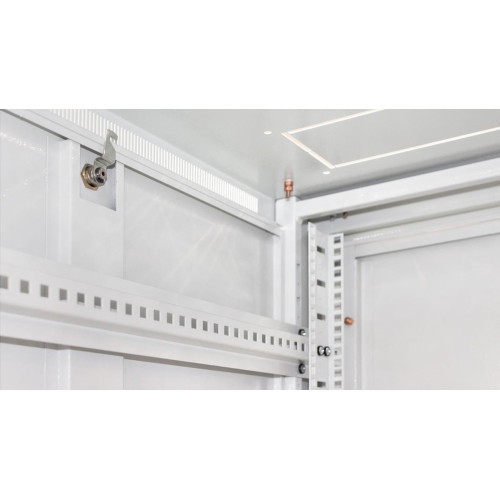 Server cabinet floor-mounted SC-42U/6.10C